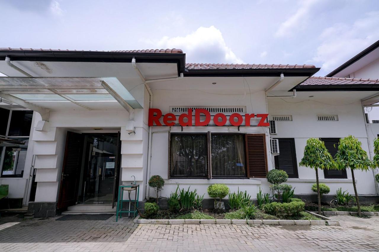 Reddoorz @ Avros Guest House Μεντάν Εξωτερικό φωτογραφία