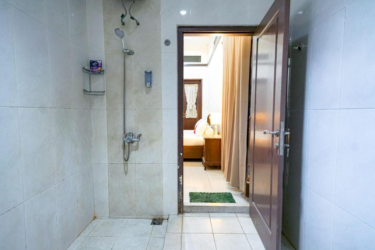 Reddoorz @ Avros Guest House Μεντάν Εξωτερικό φωτογραφία