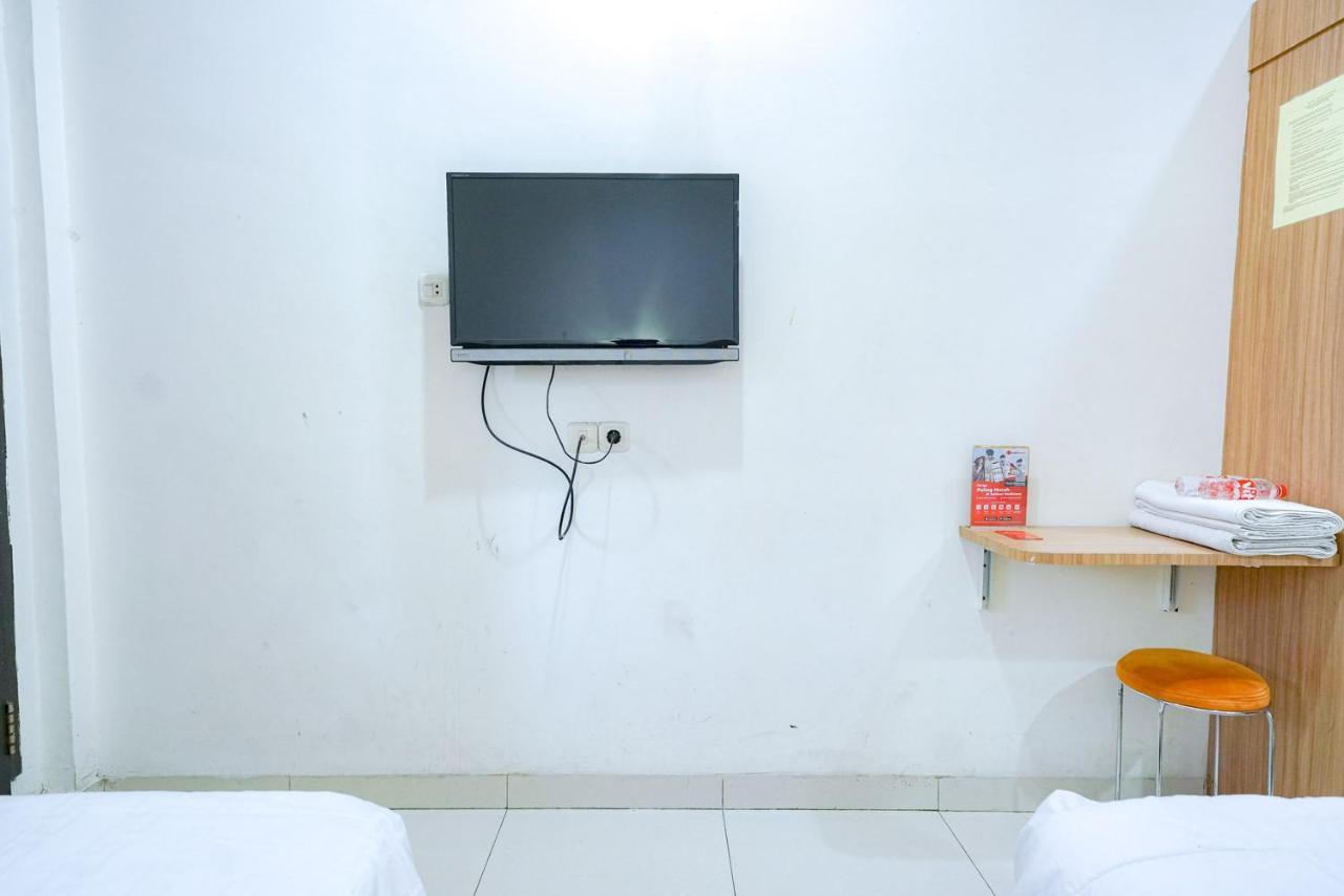 Reddoorz @ Avros Guest House Μεντάν Εξωτερικό φωτογραφία